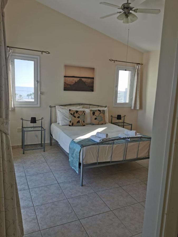 Villa Vista Paphos Exteriör bild