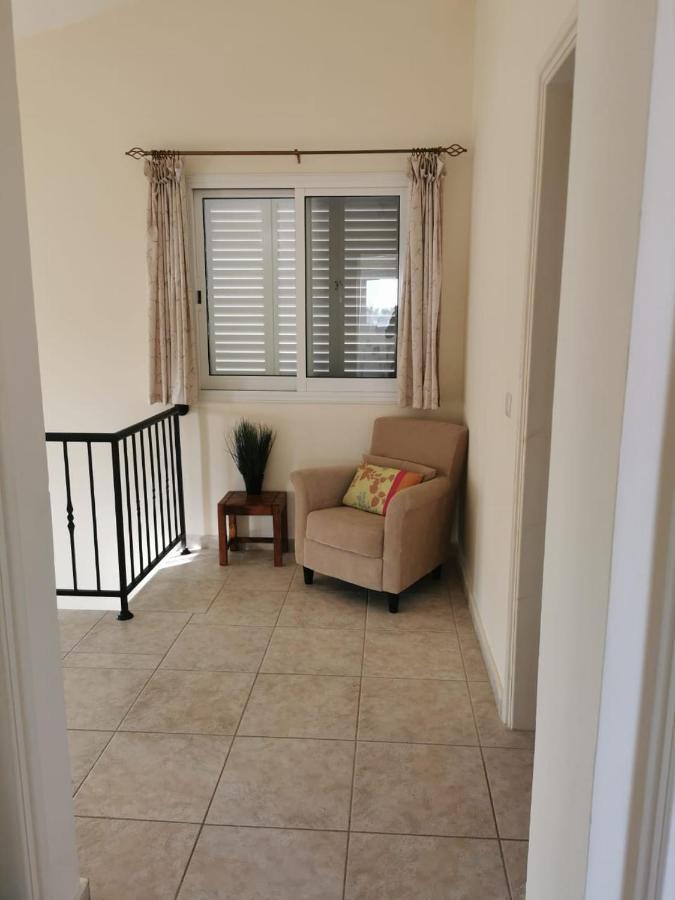 Villa Vista Paphos Exteriör bild
