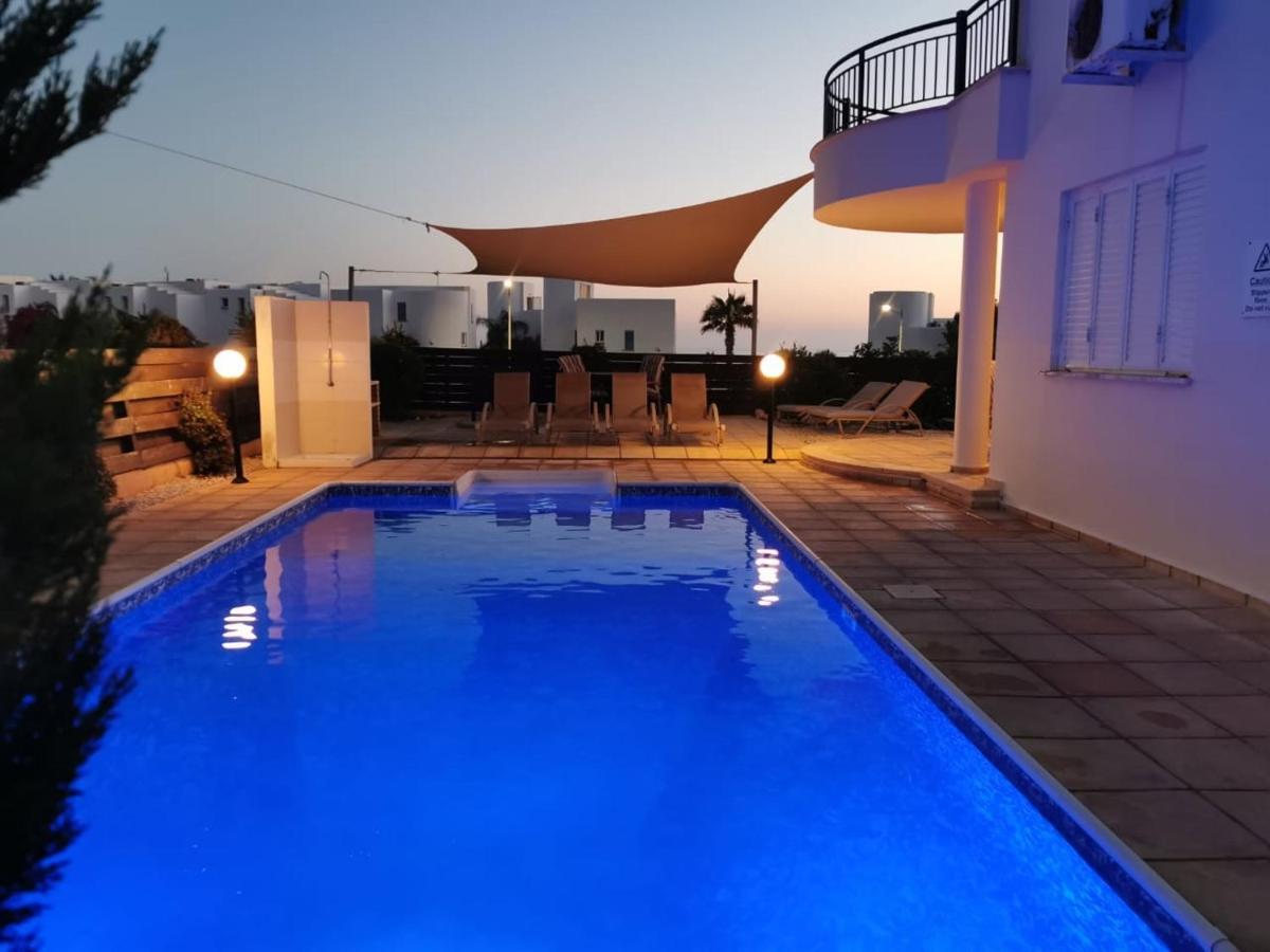 Villa Vista Paphos Exteriör bild