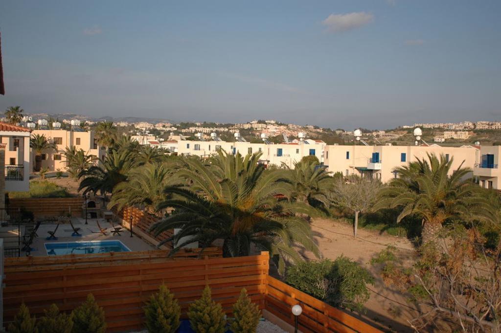 Villa Vista Paphos Exteriör bild